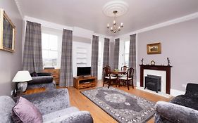 Joivy Cozy Apt Near Edinburgh Castle